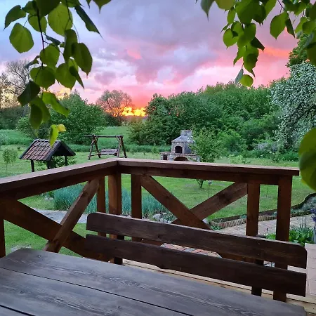 Swojski Gosciniec 住宿加早餐酒店