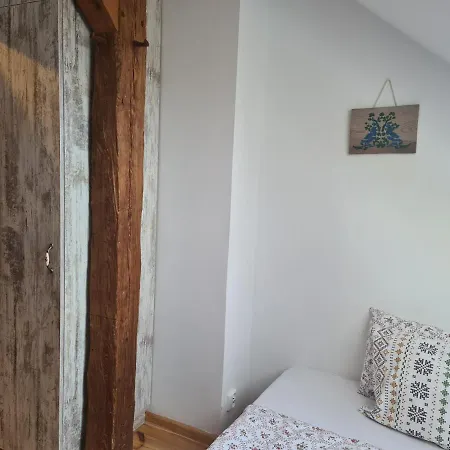 Swojski Gosciniec Bed & Breakfast Prazmowo