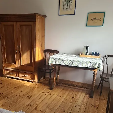 Swojski Gosciniec 3*