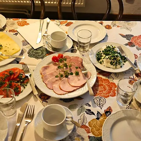 Swojski Gosciniec 住宿加早餐酒店