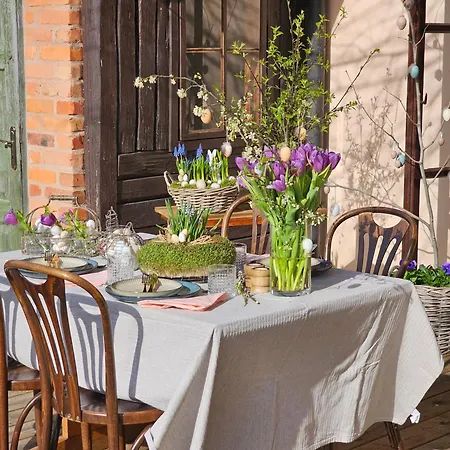 住宿加早餐酒店 Swojski Gosciniec Prażmowo