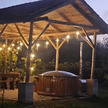 Swojski Gosciniec Bed & Breakfast Prazmowo