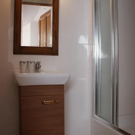 住宿加早餐酒店 Swojski Gosciniec 3*